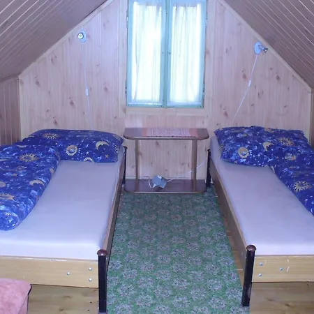 Country house Chalupa Na Lazoch *